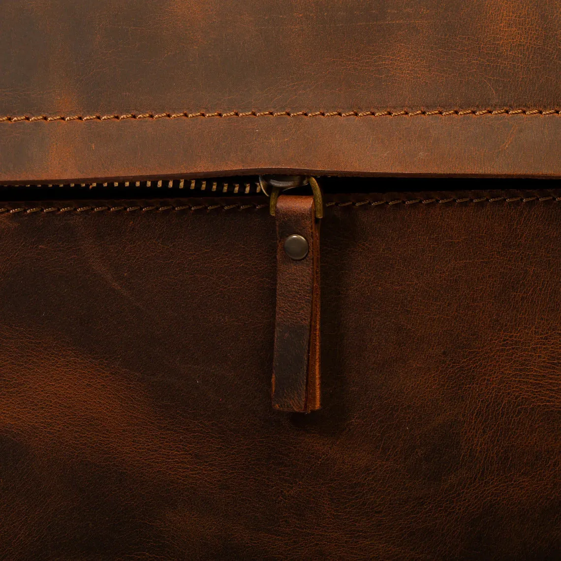 Dazzlo Leather Briefcase - Chestnut / Cinnamon - 16"