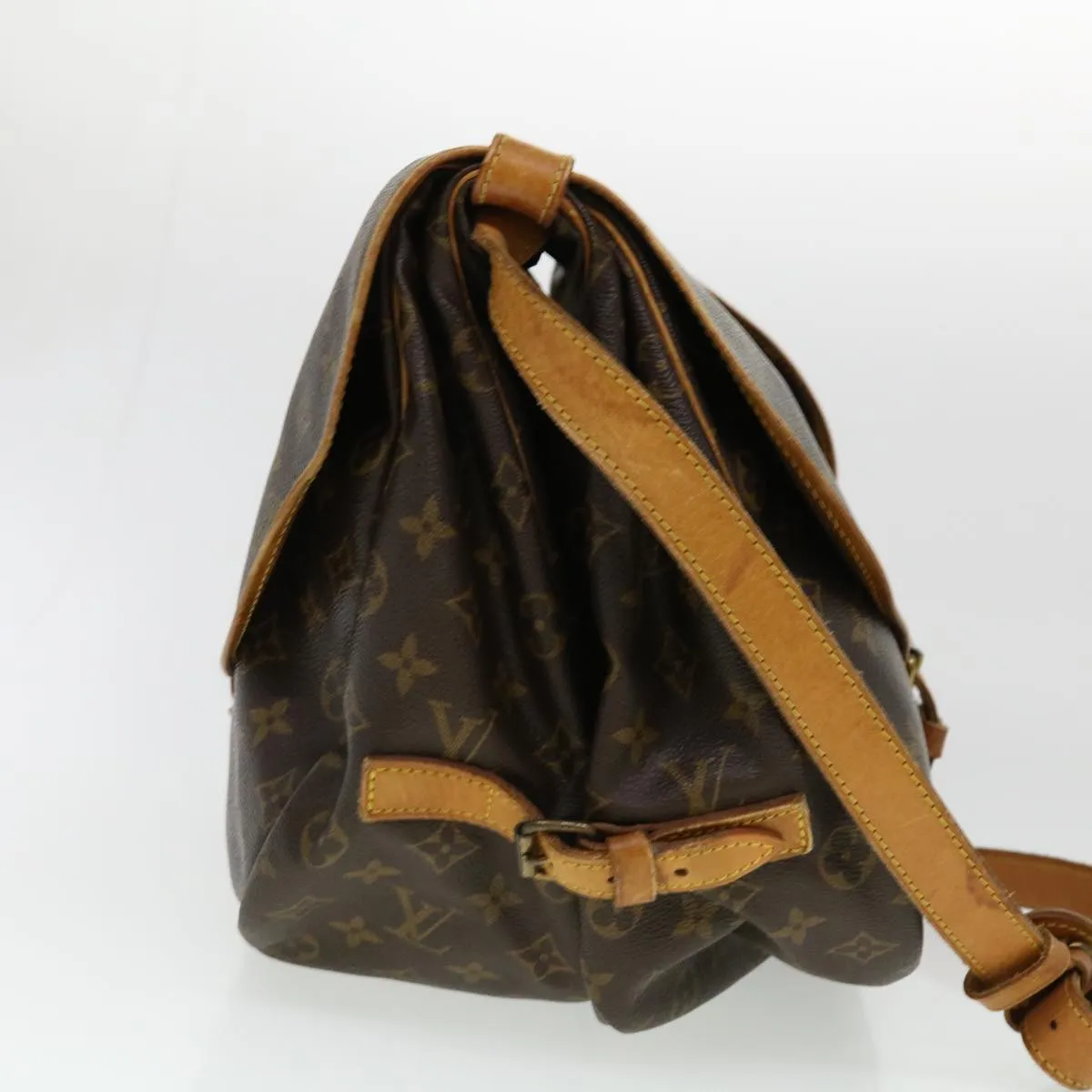 LOUIS VUITTON Monogram Saumur 35 Shoulder Bag M42254 LV Auth 40585