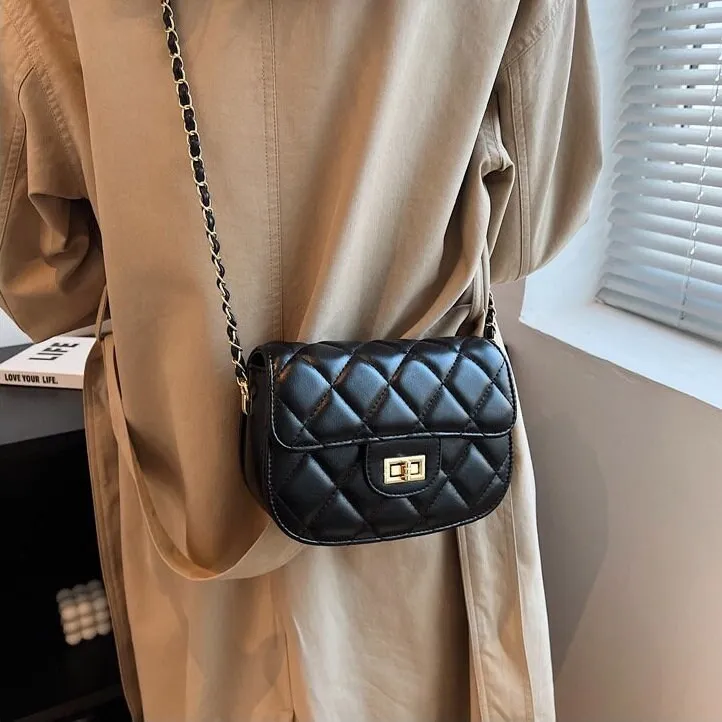 Minimalist Rhombus Leather Bag, Classic Vegan Leaather Bag, Women Retro Shoulder Bag, Small Square Chain Strap Bag, Cute Evening Baguette