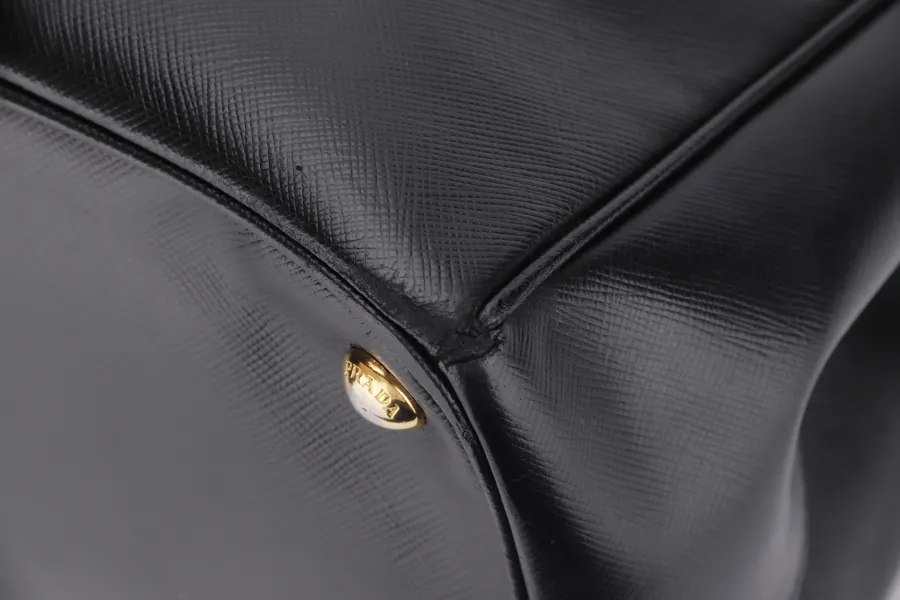 PRADA TOTE BAG NERO SAFFIANO LUX (BN1844) GOLD HARDWARE WITH CARD