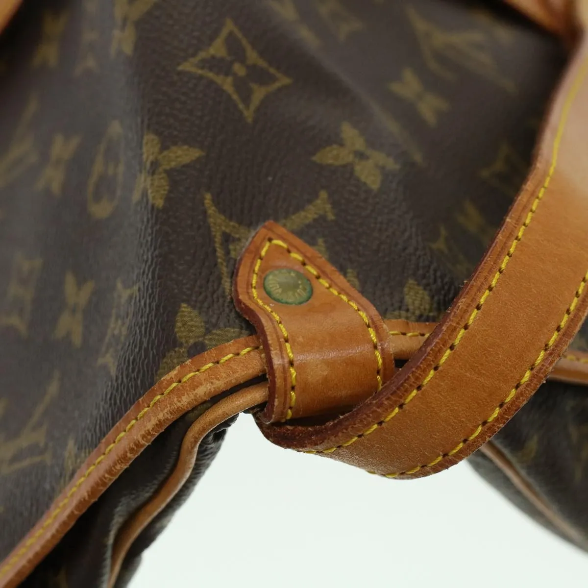 Trendy Inspired Louis Vuitton Saumur Shoulder Bag
