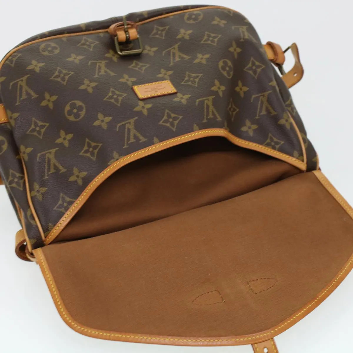 Trendy Inspired Louis Vuitton Saumur Shoulder Bag