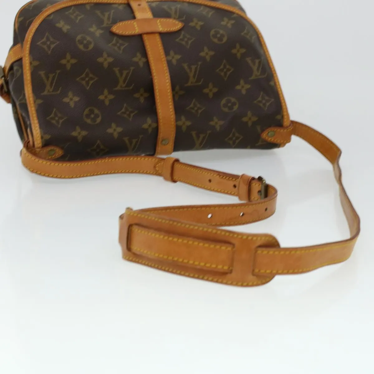 Trendy Inspired Louis Vuitton Saumur Shoulder Bag
