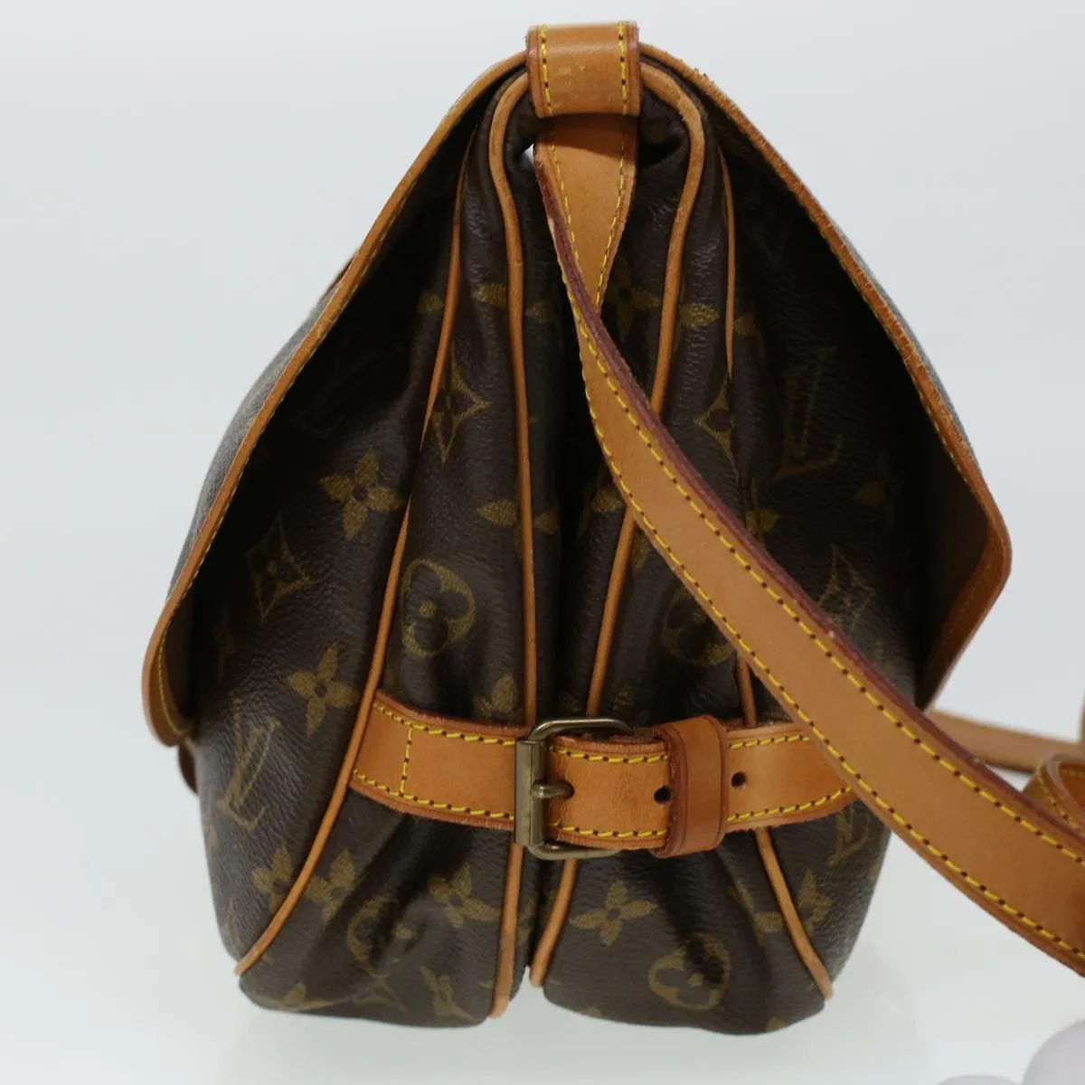 Trendy Inspired Louis Vuitton Saumur Shoulder Bag